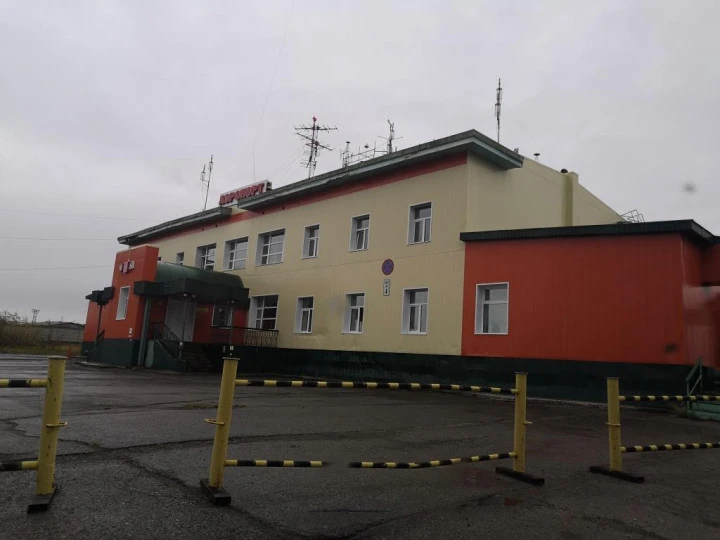 100%-ный пакет акций акционерного общества "Комиавиатранс"